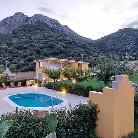 Indipendente Con Piscina Uso Esclusivo Internet Illimitato Villa Siniscola Exterior foto