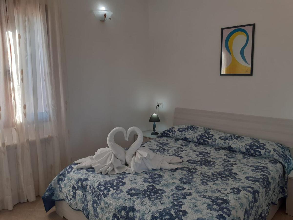 Indipendente Con Piscina Uso Esclusivo Internet Illimitato Villa Siniscola Exterior foto