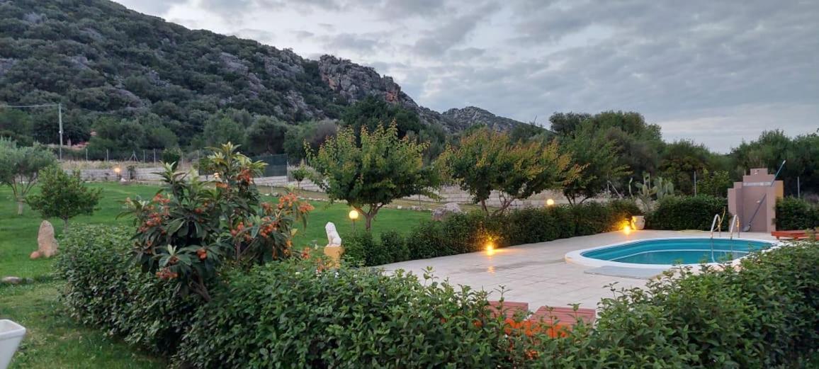Indipendente Con Piscina Uso Esclusivo Internet Illimitato Villa Siniscola Exterior foto