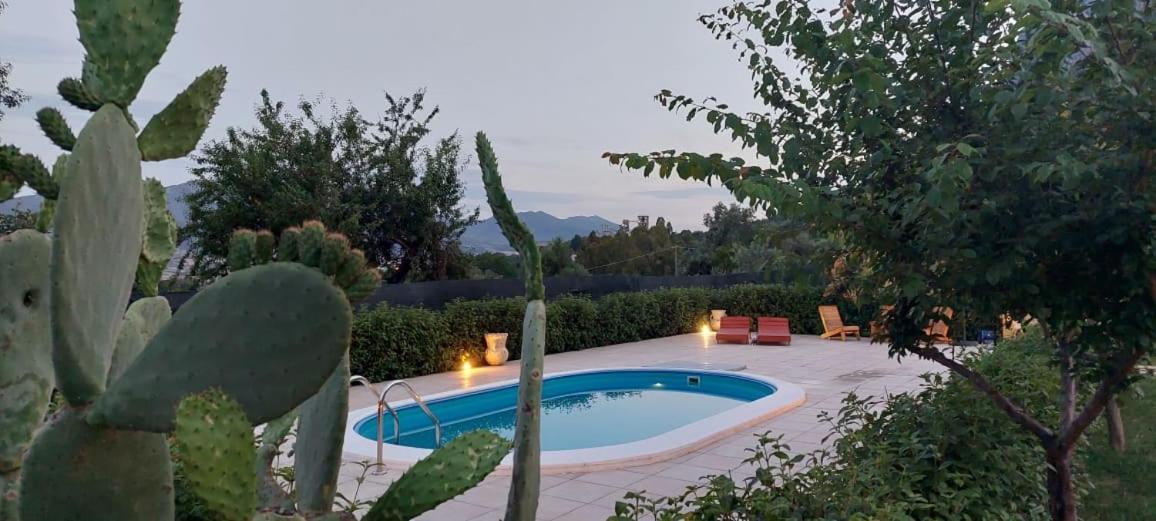 Indipendente Con Piscina Uso Esclusivo Internet Illimitato Villa Siniscola Exterior foto